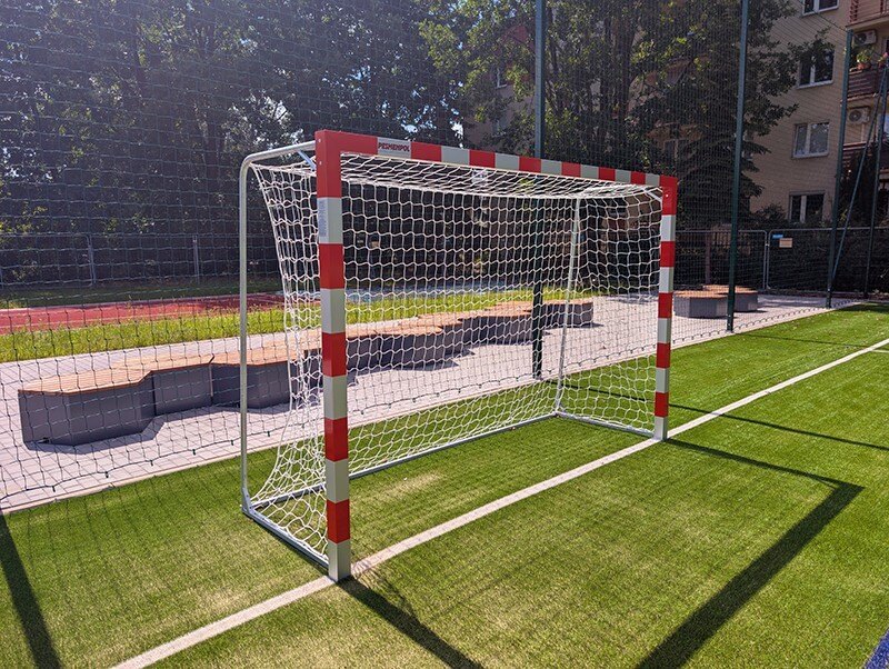 Outdoor goal system